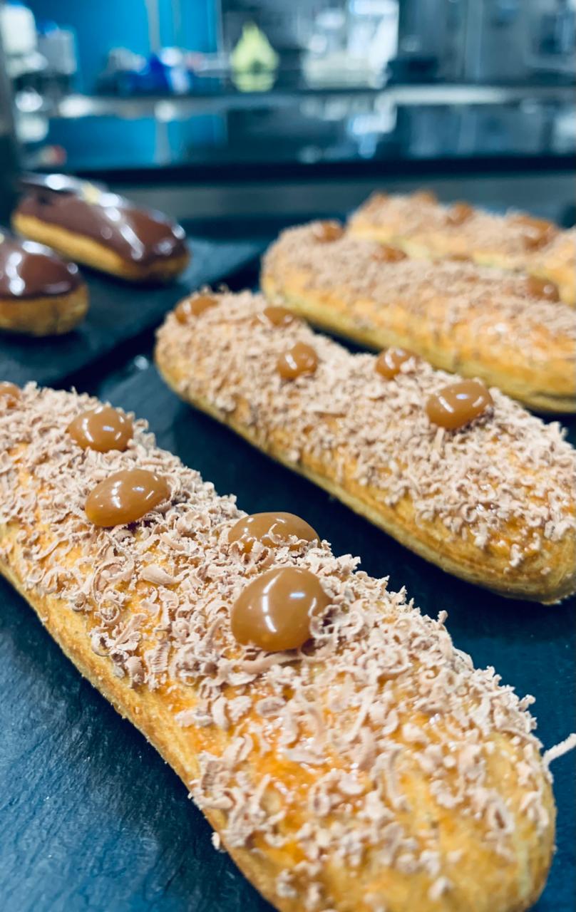 Caramel eclairs by flavoseason